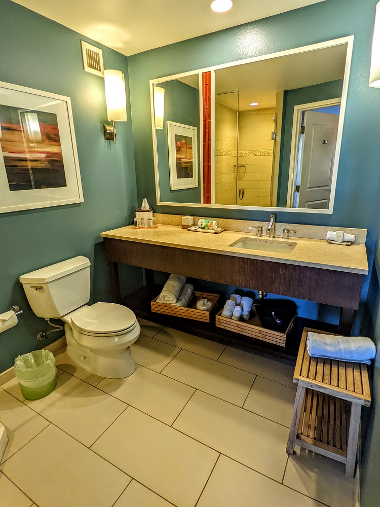 Hotel Indigo San Diego Gaslamp Quarter - Bathroom