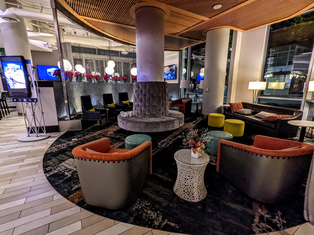 Hotel Indigo San Diego Gaslamp Quarter - Lobby