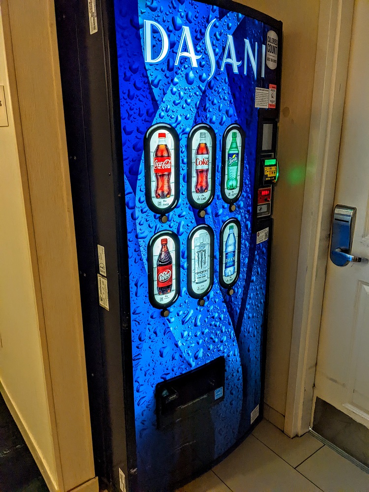 Hotel Indigo San Diego Gaslamp Quarter - Vending machine