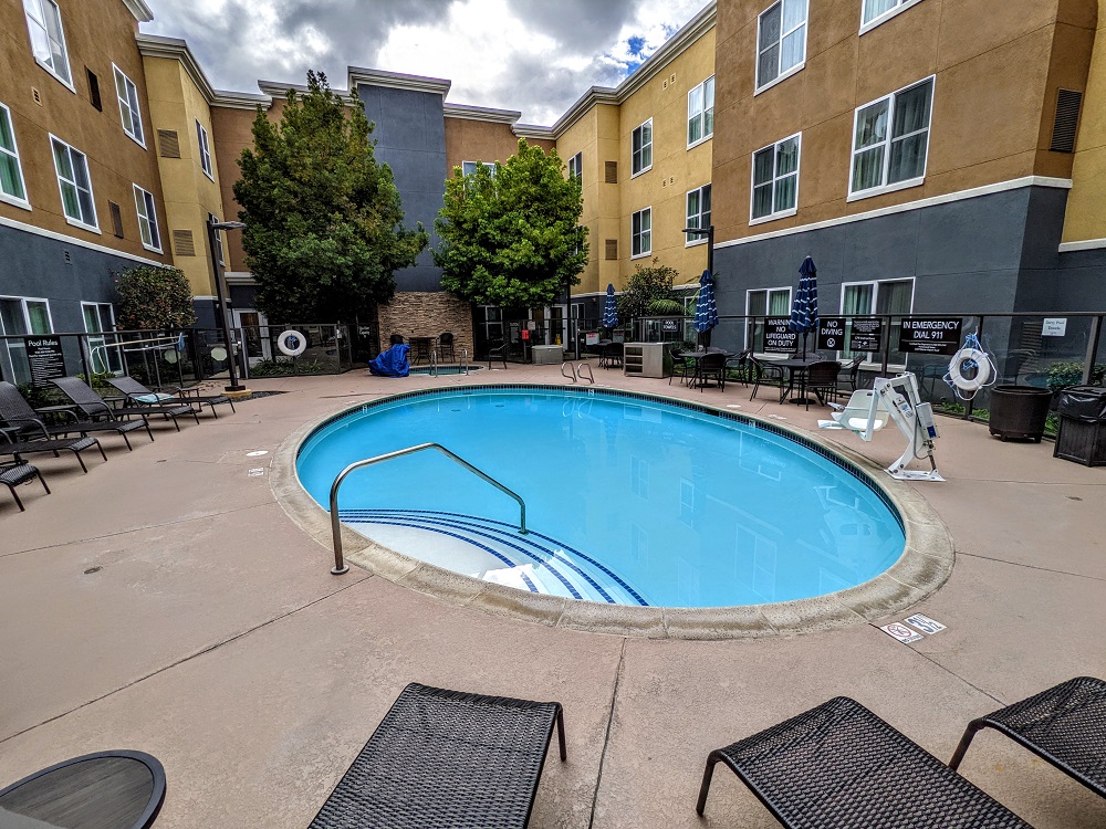 Homewood Suites Carlsbad, CA - Swimming pool