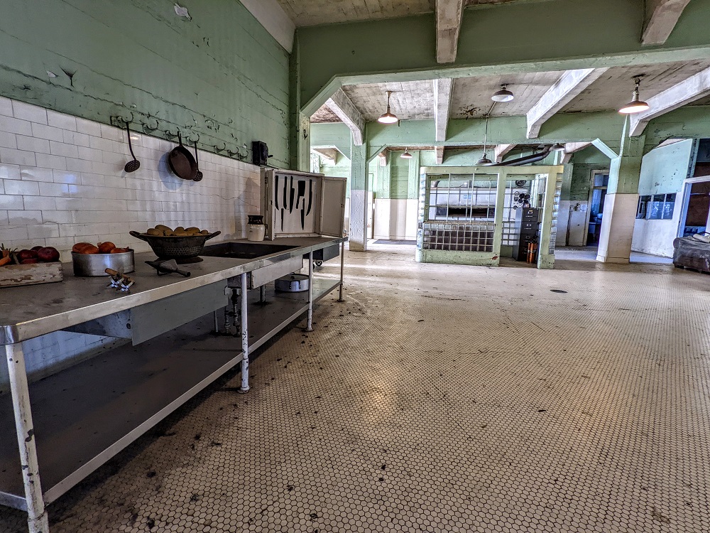 Alcatraz kitchen 2