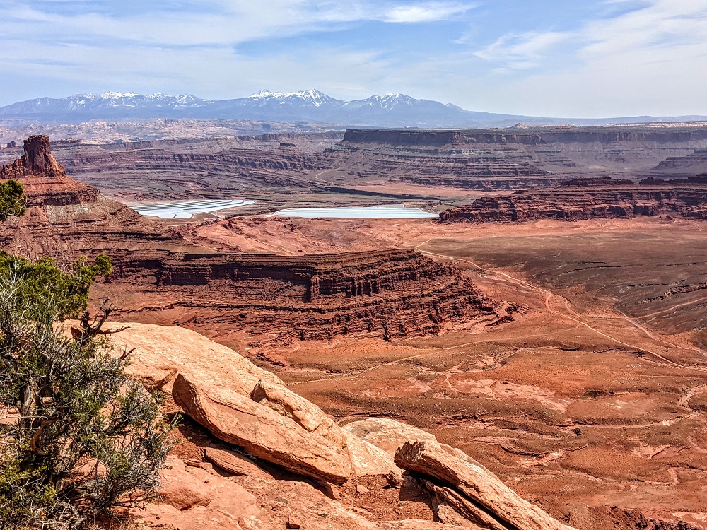 Dead Horse Point State Park - View to the north from Basin Overlook
