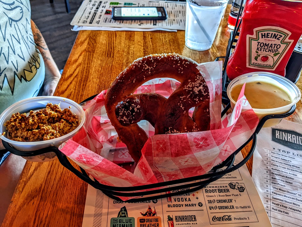 Kinkaider Brewing Co - Pretzel with mustard & beer cheese