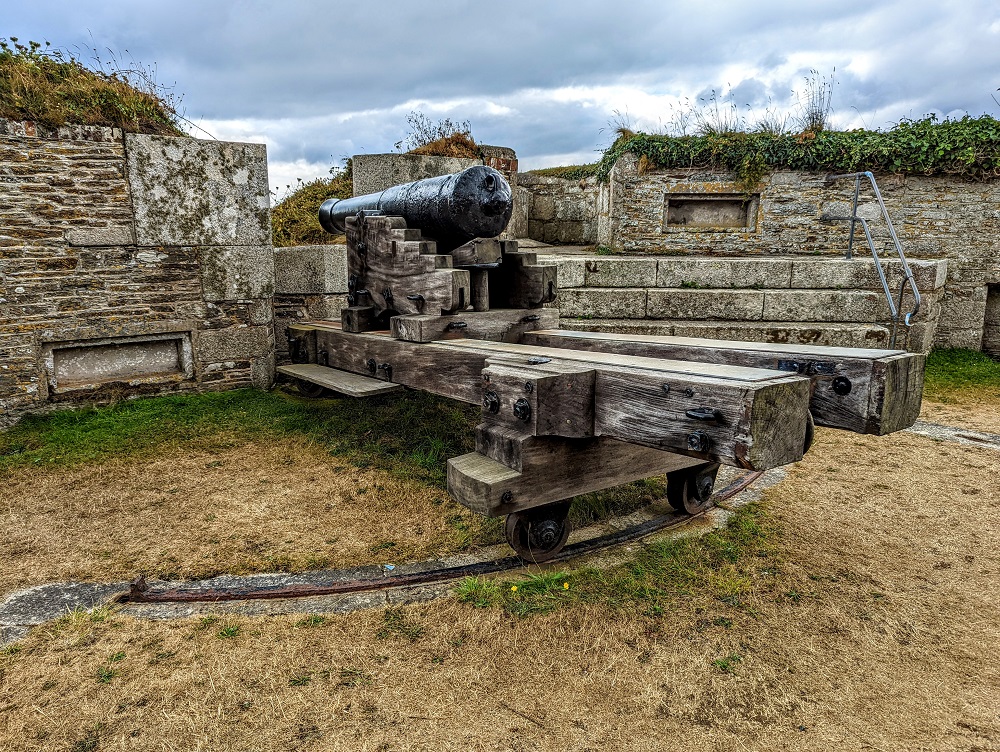 Cannon at the top of St Mawes Castle