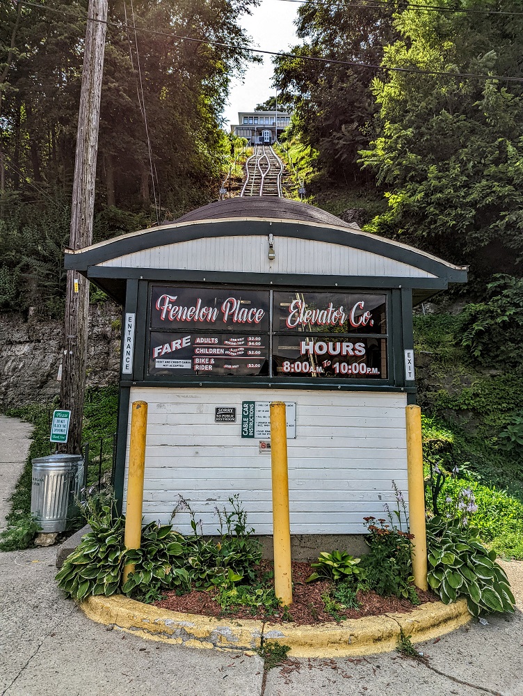 Lower station of the Fenelon Place Elevator
