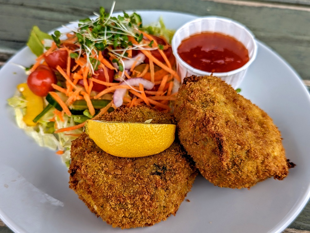 Homemade crab cakes at Popleor Cafe
