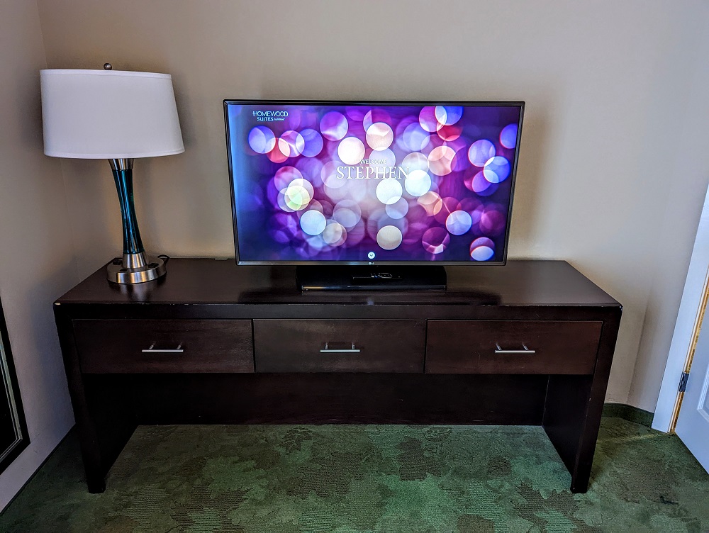 Homewood Suites Harrisburg-West Hershey Area - Bedroom TV & dresser