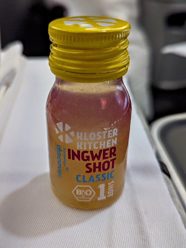 Eurowings Discover business class - Ginger shot