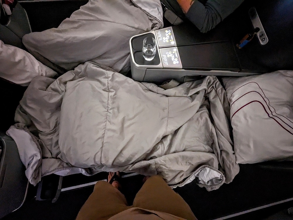 Eurowings Discover business class - Lie-flat bed