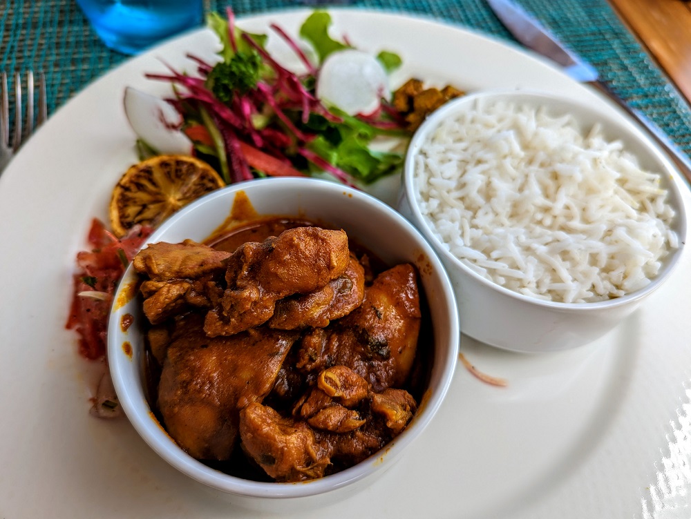 Hilton Mauritius Resort & Spa - Les Coquillages - Mauritian chicken curry with plain rice & tomato chutney