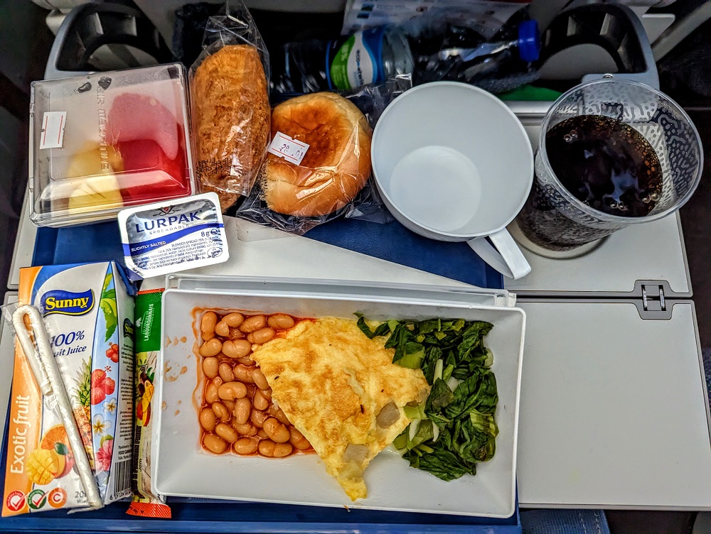 Air Mauritius economy - Breakfast meal