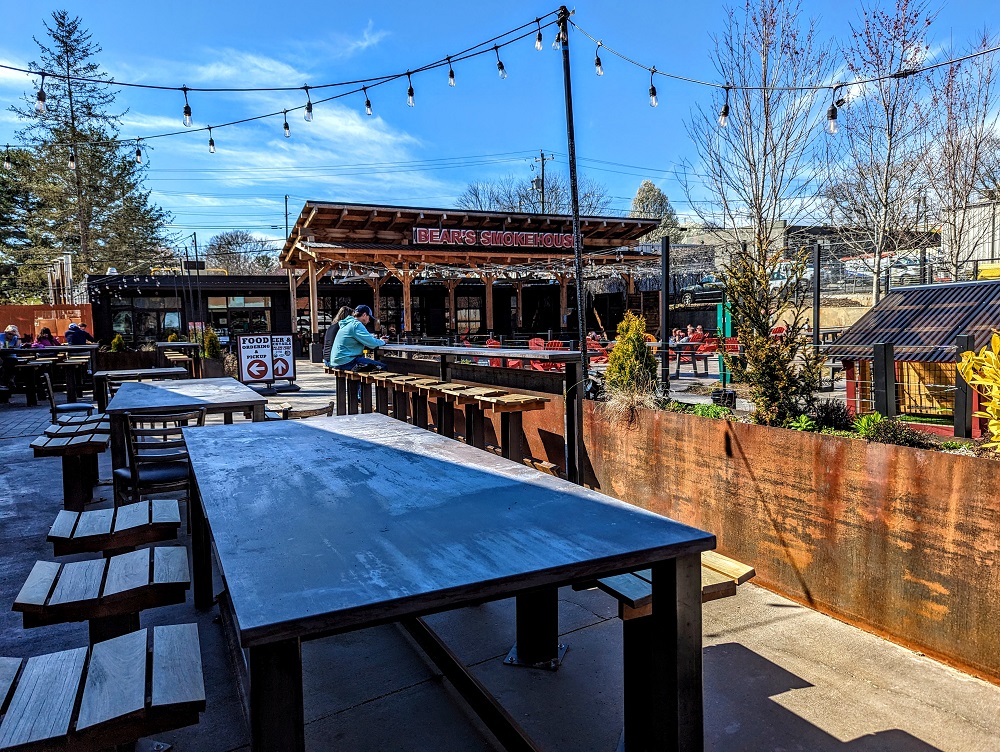 Outdoor seating at Bear's Smokehouse BBQ in Asheville, NC