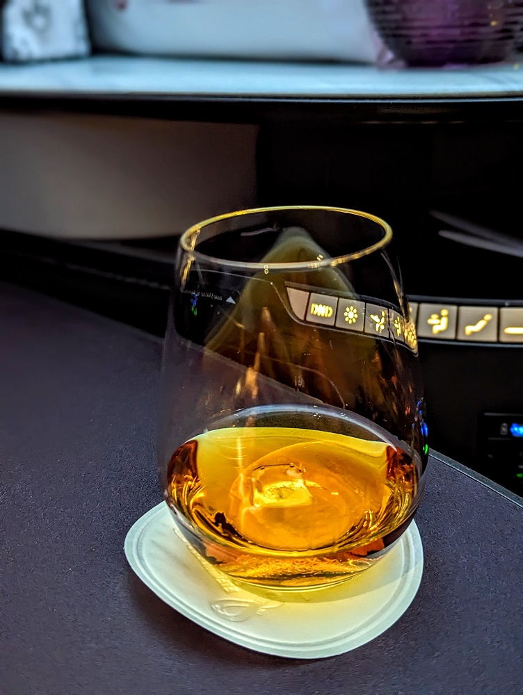 Qatar Airways Business Class Qsuites JNB-DOH - Woodford Reserve whiskey