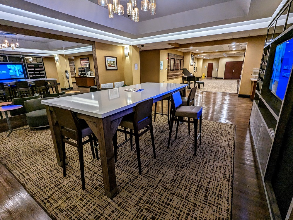 Holiday Inn Little Rock-Presidential-Dwntn - Lobby seating