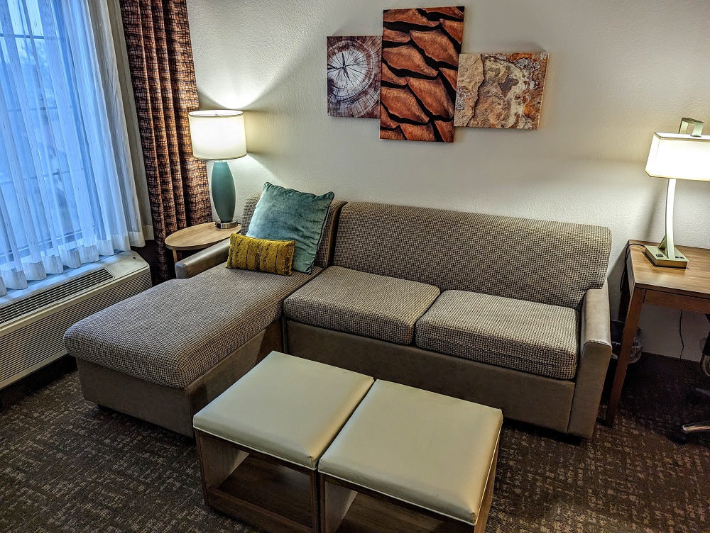 Staybridge Suites Hot Springs, AR - Couch & ottomans