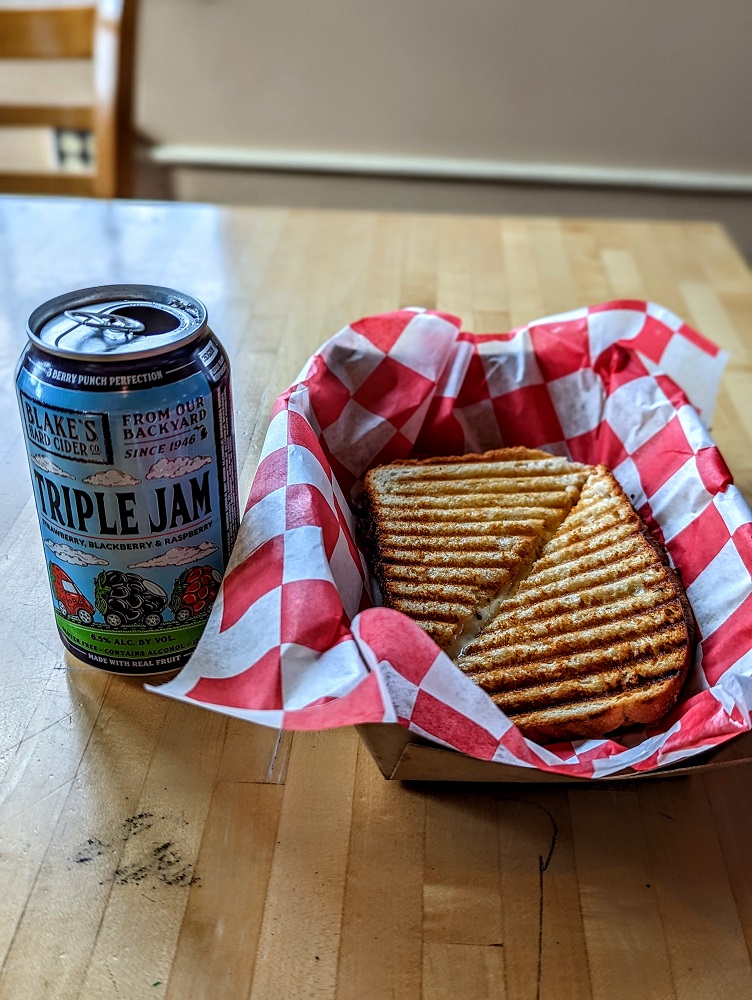 Falls Overlook Cafe in Sioux Falls, SD - Triple Jam cider & grilled cheese sandwich