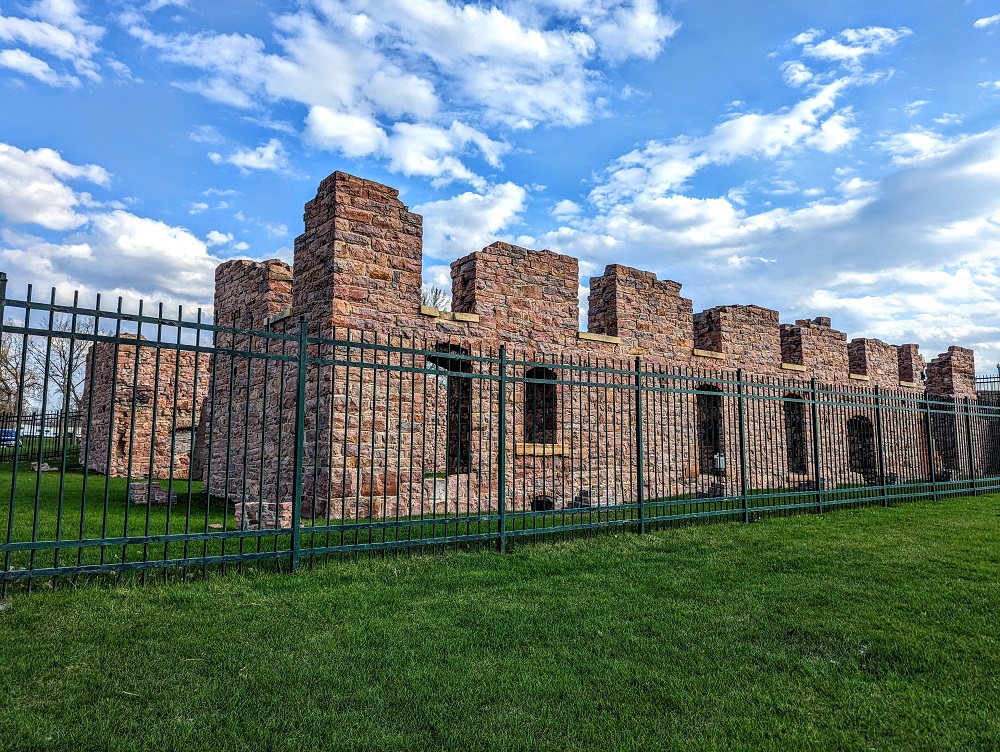 Ruins of the Queen Bee Mill in Falls Park, Sioux Falls