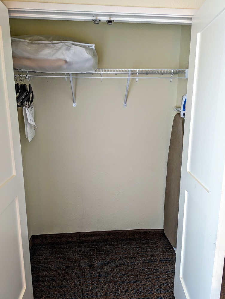 Residence Inn Rapid City, SD - Bedroom closet
