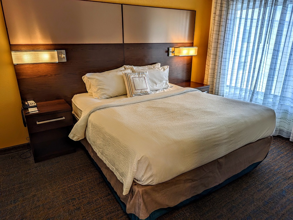 Residence Inn Rapid City, SD - King bed