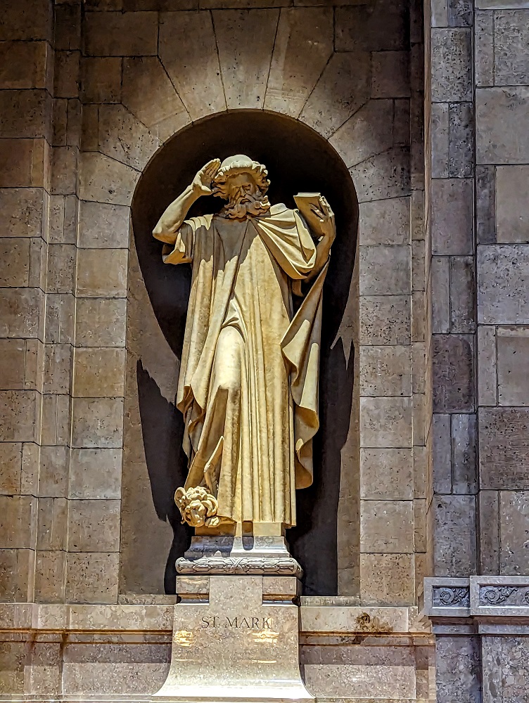 Cathedral of Saint Paul - Statue of St Mark