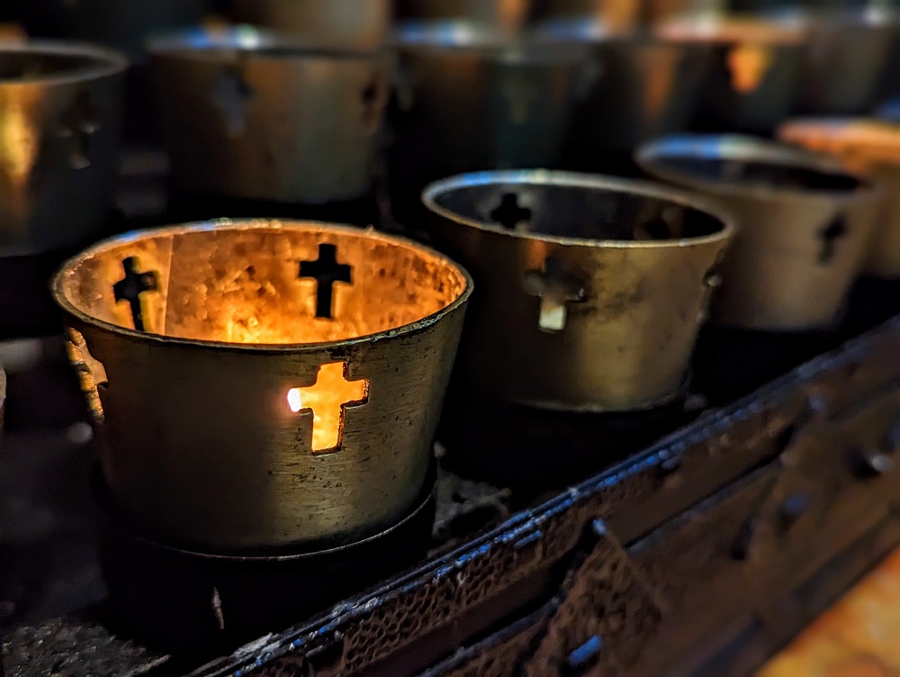 Cathedral of Saint Paul - Votive candles
