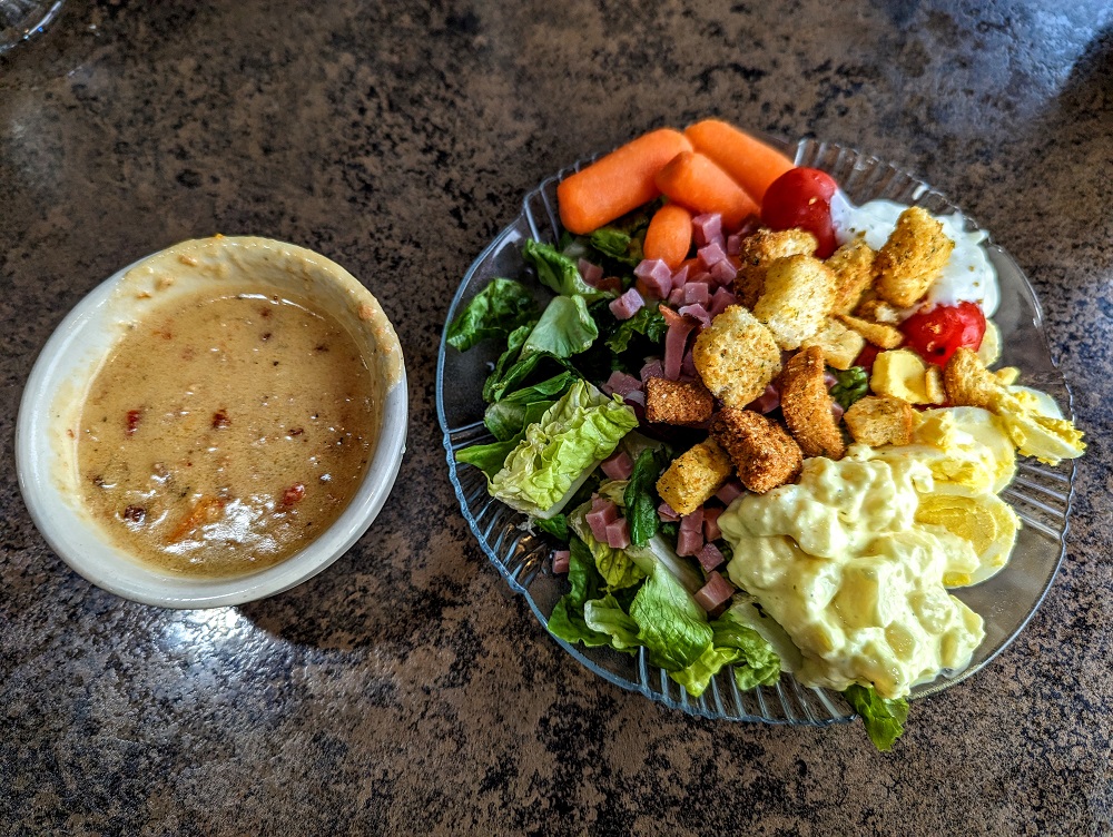 Holiday Inn Detroit Lakes - Lakefront, MN - Soup & salad from the salad bar