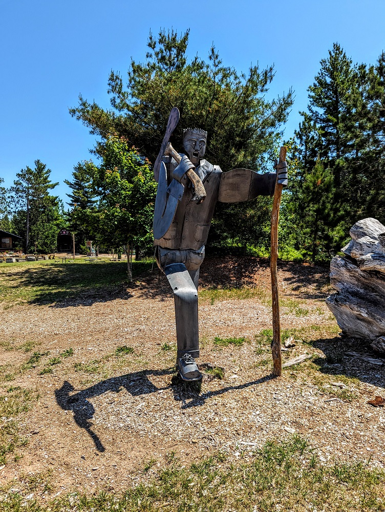 Lakenenland sculpture park