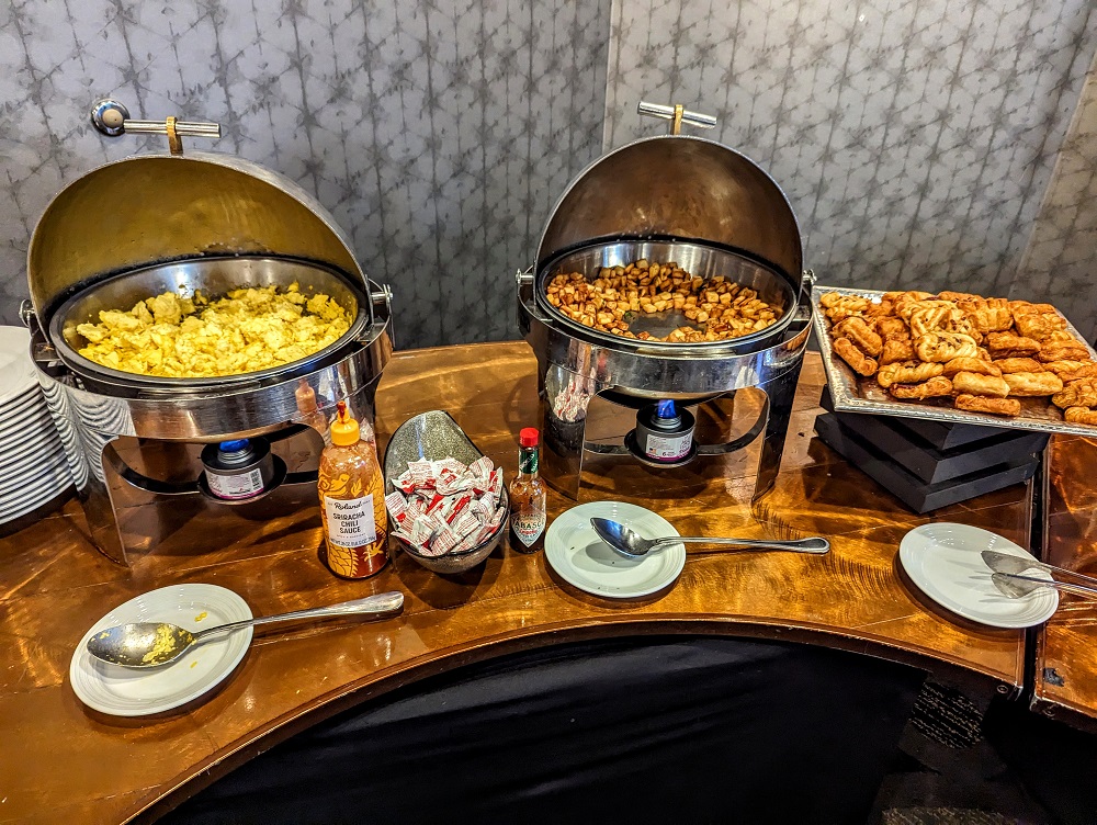 Hyatt Regency Rochester, NY - Buffet breakfast - Eggs, breakfast potatoes & pastries