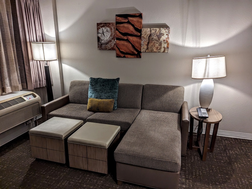 Staybridge Suites Orlando Royale Parc Suites - Living room
