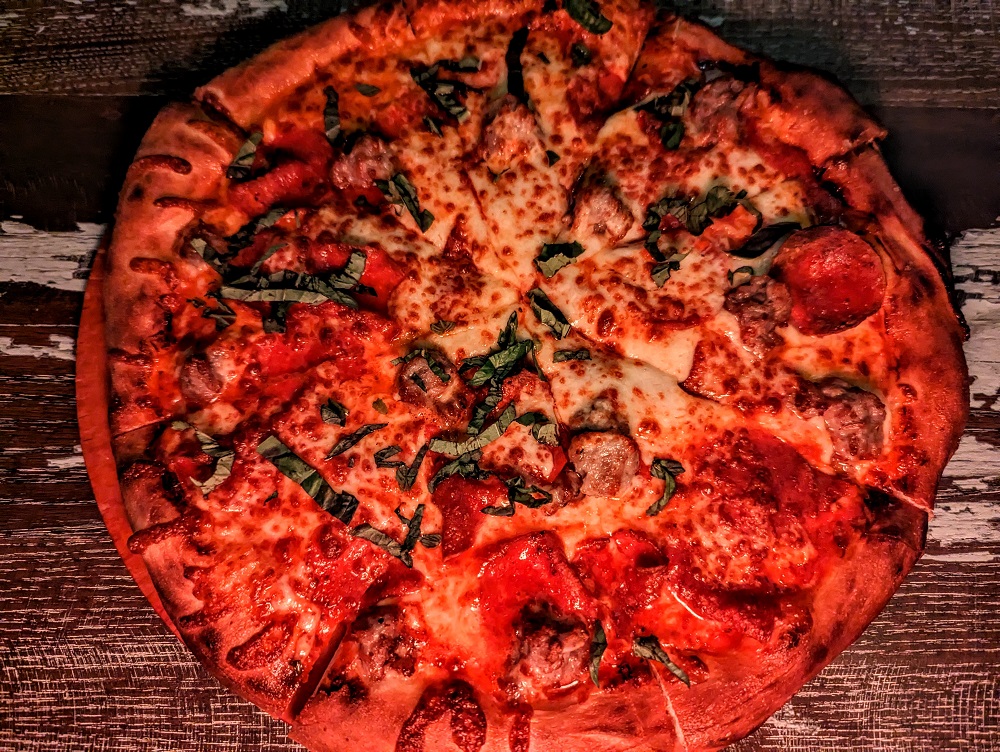 The Hampton Social Orlando - Southampton pizza