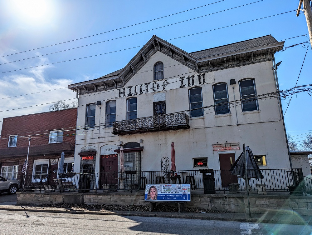 Hilltop Inn in Evansville, IN