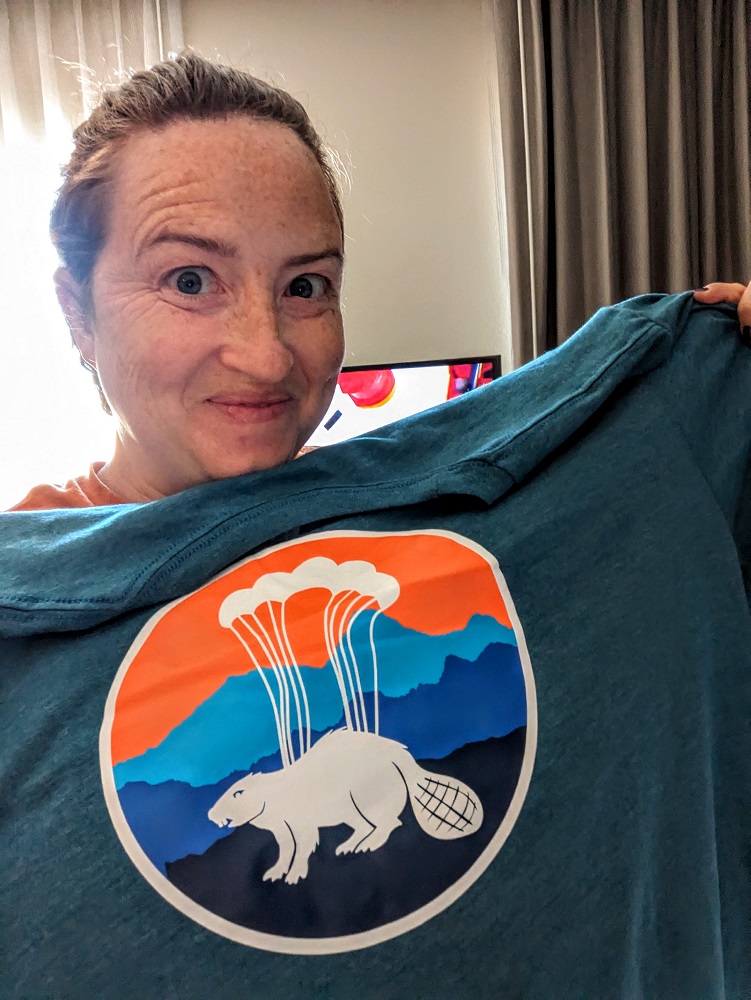 The proud owner of a parachuting beaver t-shirt