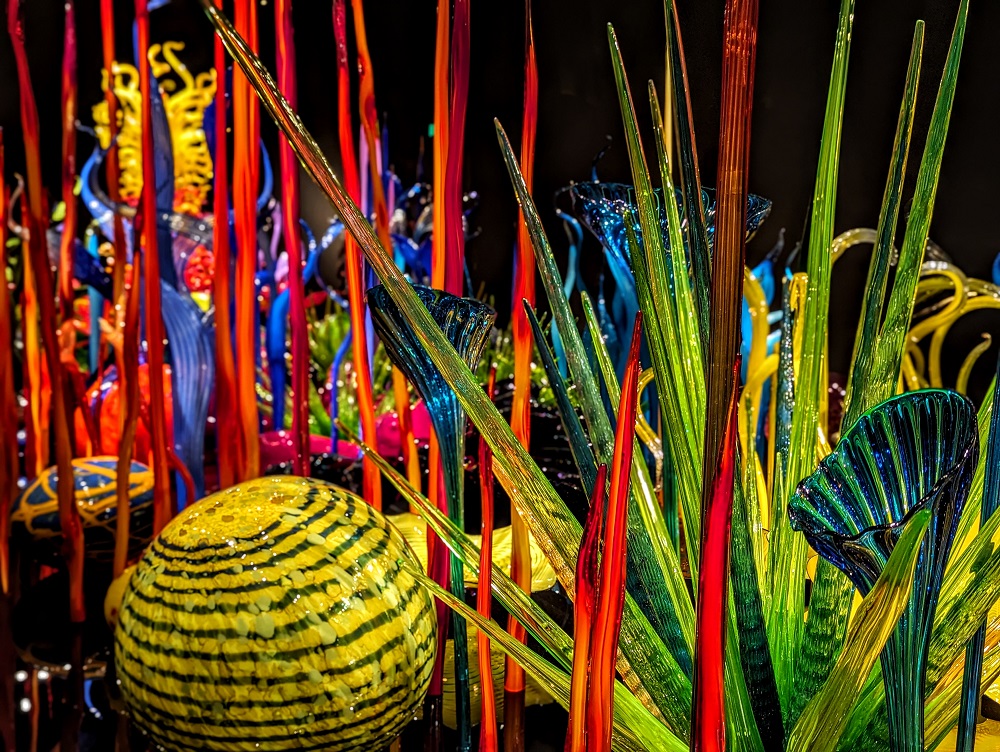 Chihuly Garden and Glass - Mille Fiori 2