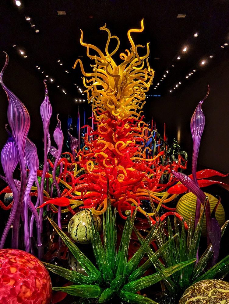 Chihuly Garden and Glass - Mille Fiori 3