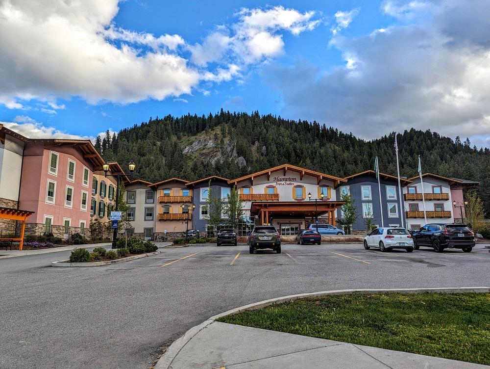 Hampton Inn Leavenworth exterior