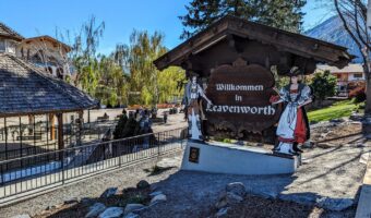 Willkommen in Leavenworth sign