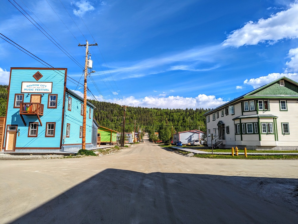 Unpaved road & raised sidewalks in Dawson City