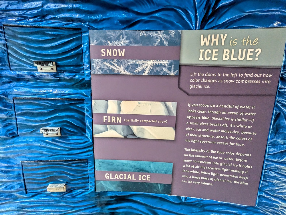 Kenai Fjords National Park - Why glacier ice is blue