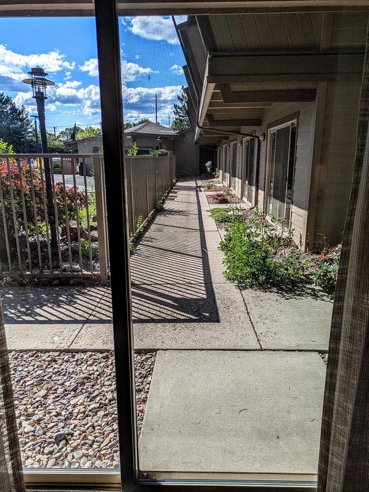 DoubleTree Missoula-Edgewater - Patio door