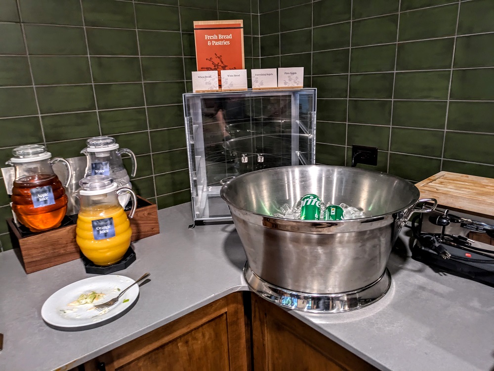 Homewood Suites Jackson, WY - Soft drinks