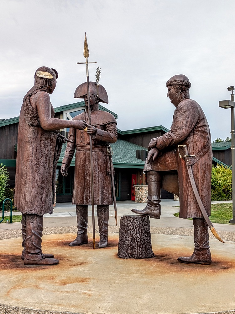 Statue of Chief Sheheke-shote with Lewis & Clark outside the Lewis & Clark Interpretive Center