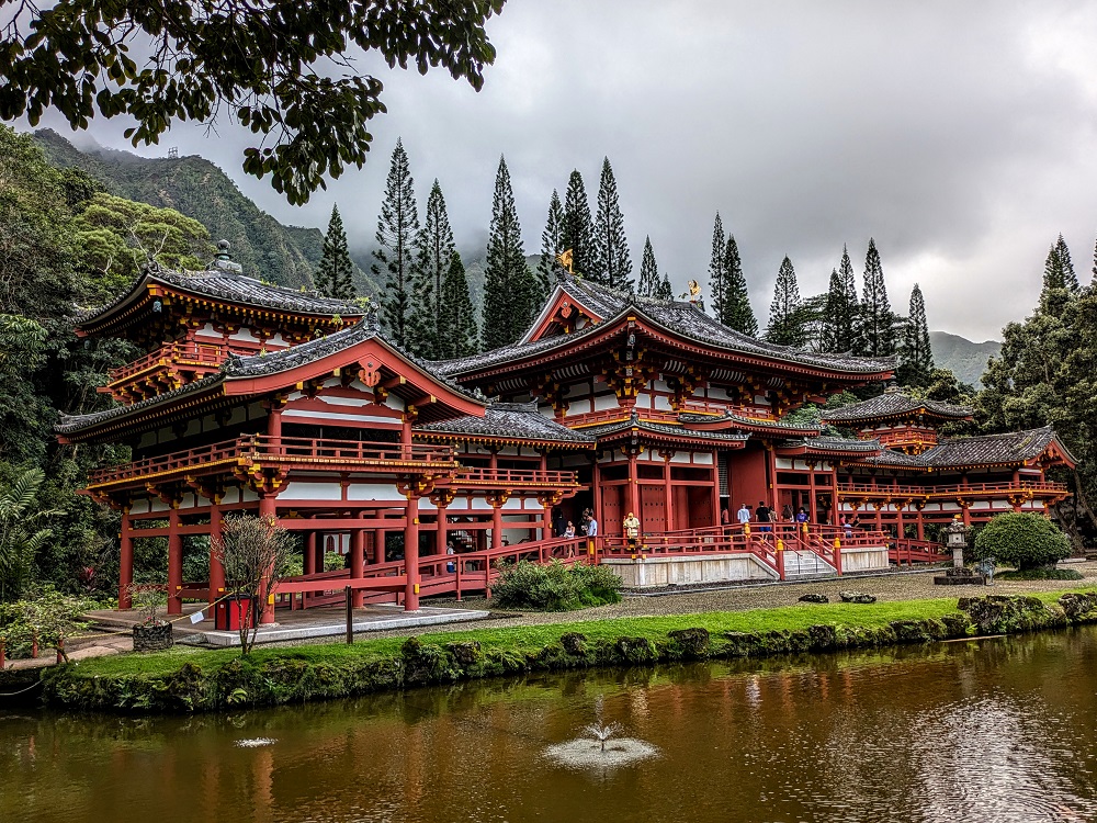 Byodo-In Temple on Oahu, HI