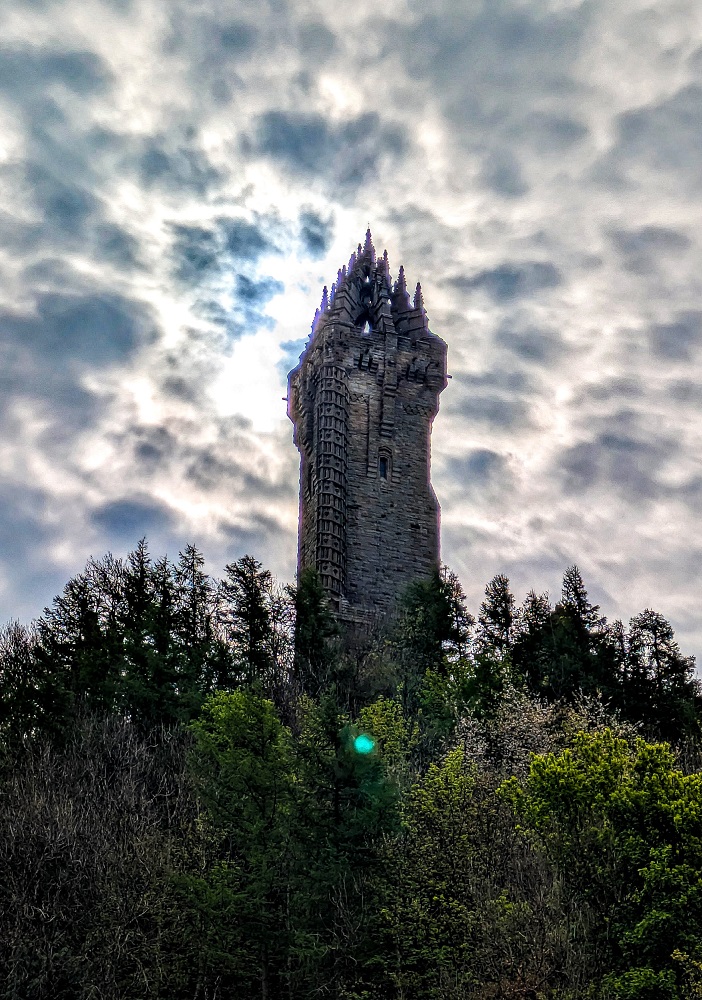 The National Wallace Monument from below