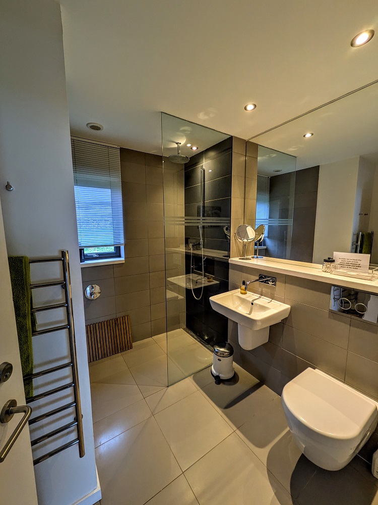 The Two Byres, Isle of Skye - Bathroom 1