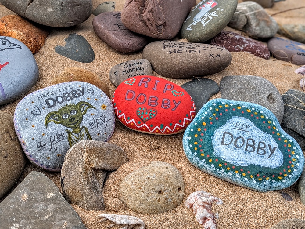 Decorated rock at Dobby's grave
