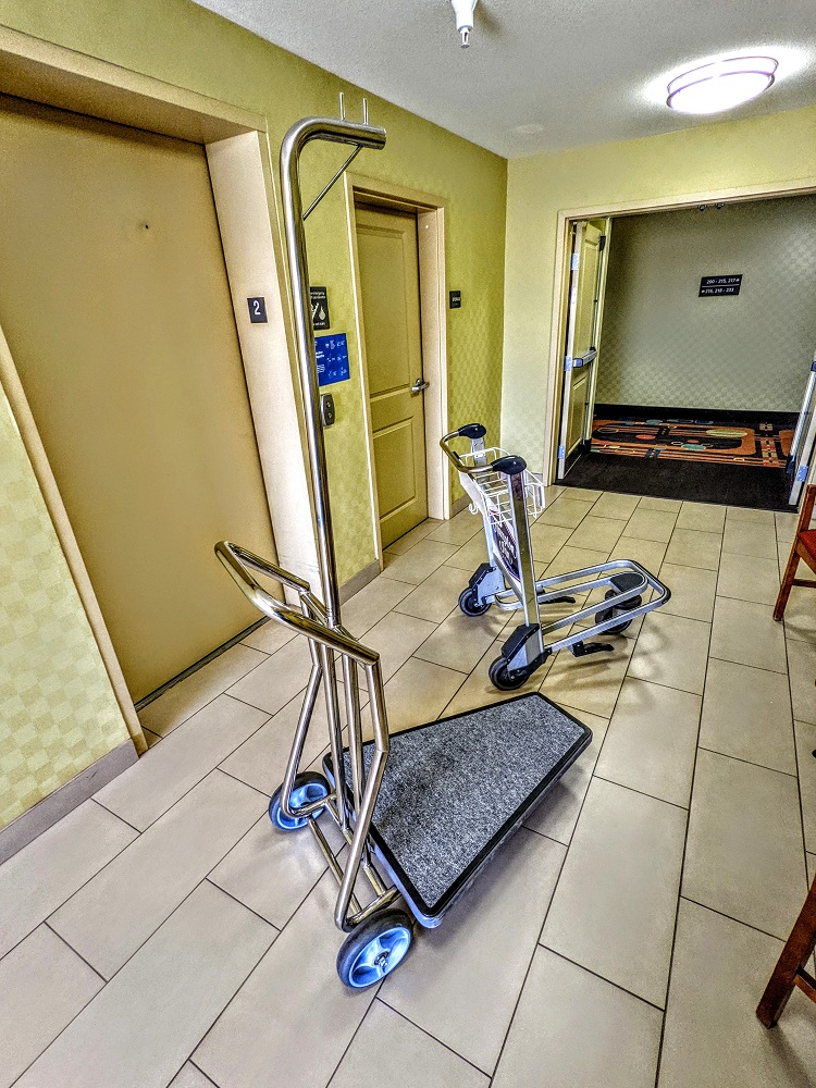 Moving all our stuff on these smaller luggage carts wasn't ideal, despite the fact that I have supreme luggage stacking skills after all these years!